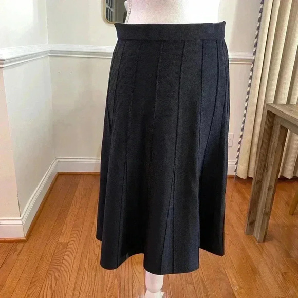 Vintage St. John Midi Skirt Sz 10 - Picture 1 of 3